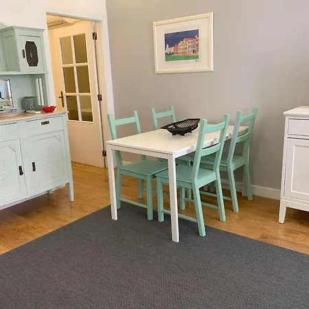 The Funicularist Apartment Lisbon
