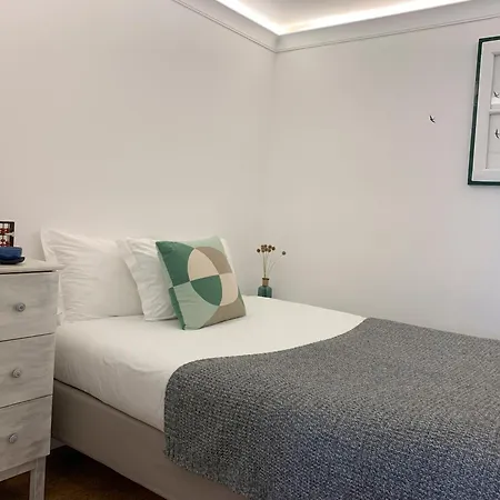 The Funicularist Apartment Lisbon