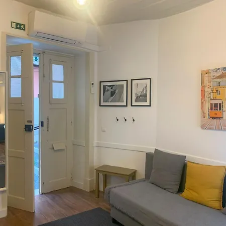 The Funicularist Apartment Lisbon