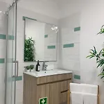 Apartment The Funicularist - In Historic Bica Lisbon