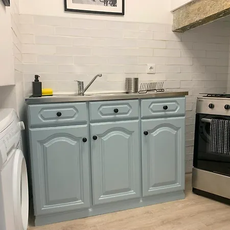 The Funicularist - In Historic Bica Lizbona