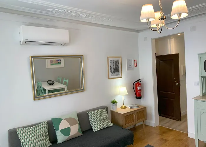 Appartement The Funicularist - In Historic Bica