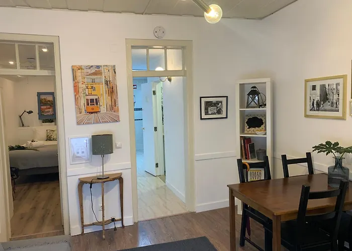 Appartement The Funicularist - In Historic Bica Lissabon