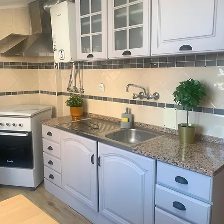 Apartment The Funicularist - In Historic Bica Lisbon